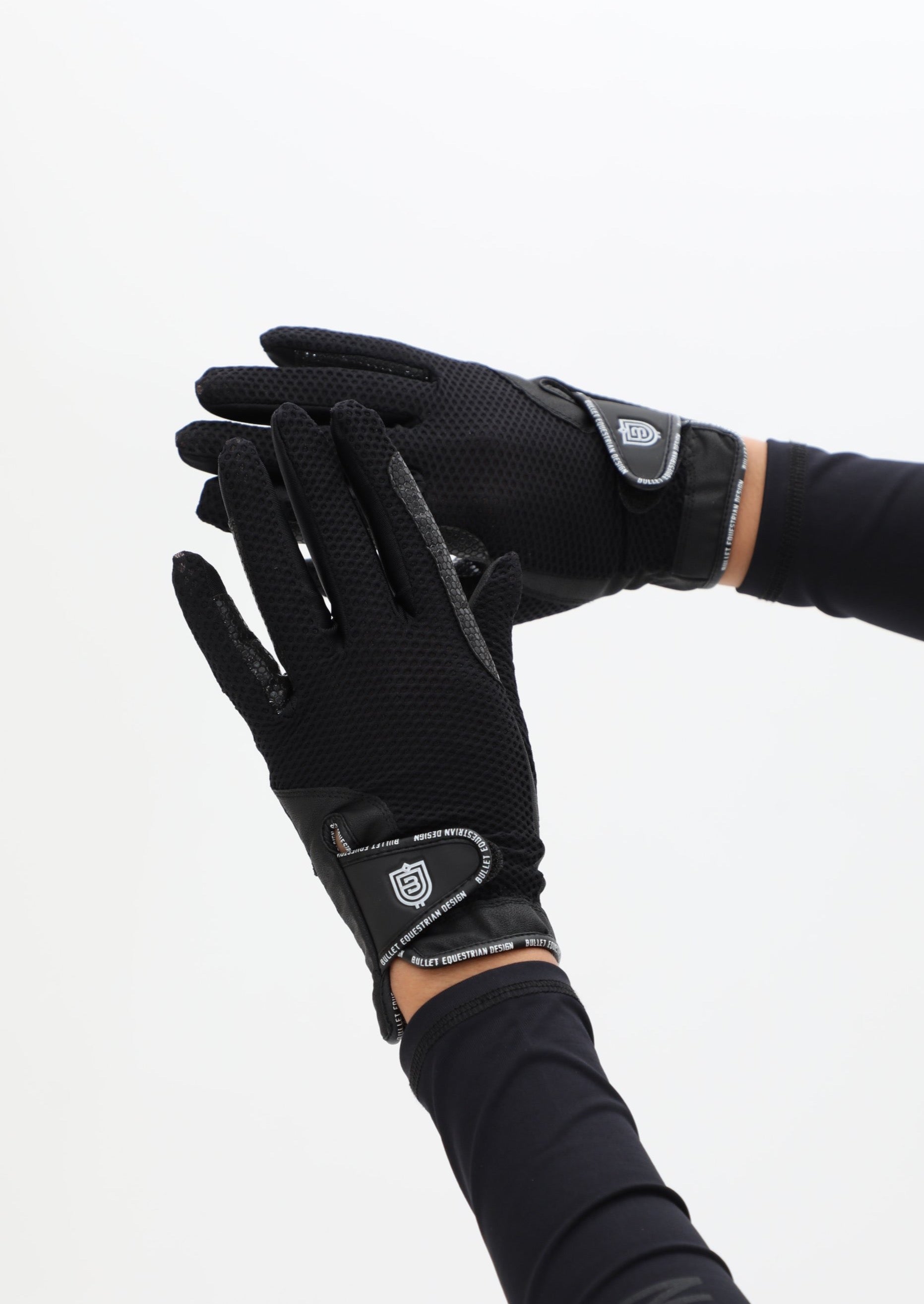 Black Riding Gloves – Bullet Equestrian Design