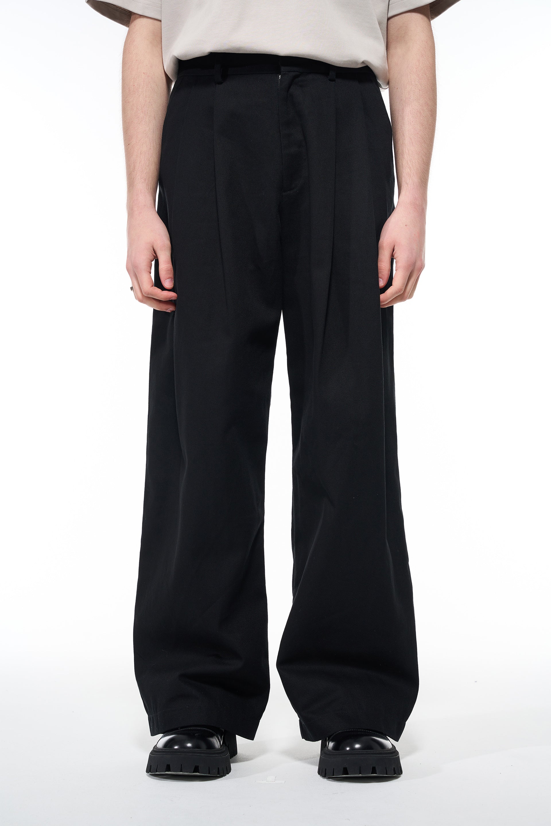 Attempt Black Pinched Seam Track Pants | UJNG