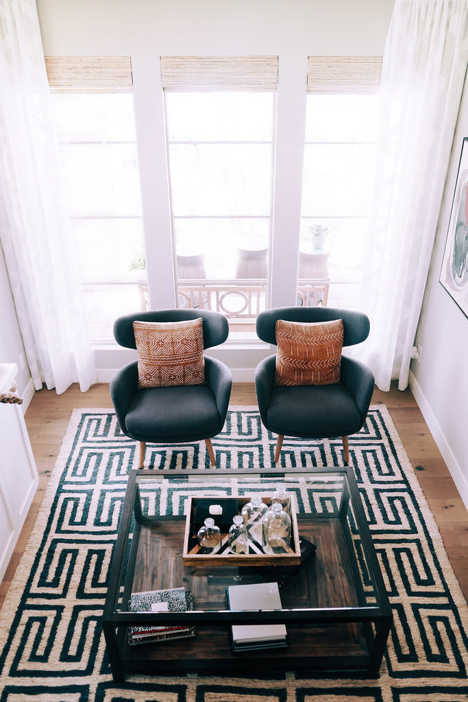 Persian rug on scandinavian interior