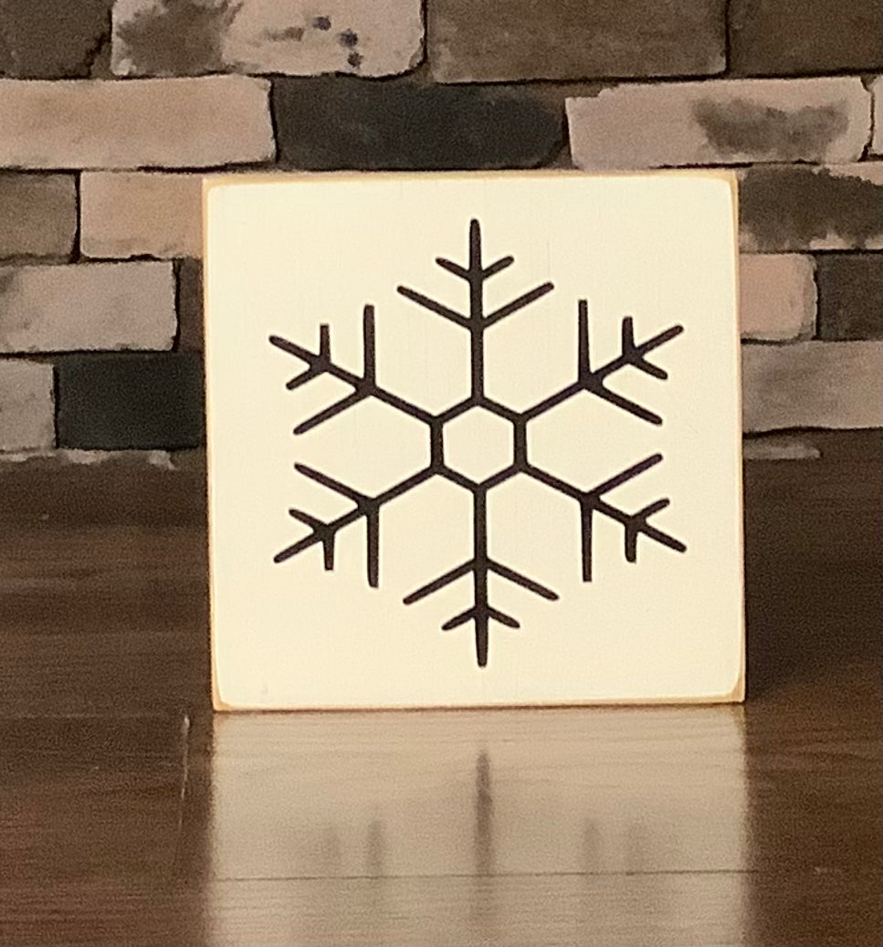 WHITE AND BLACK SNOWFLAKE 5 1/4” X 5 1/4” SIGN
