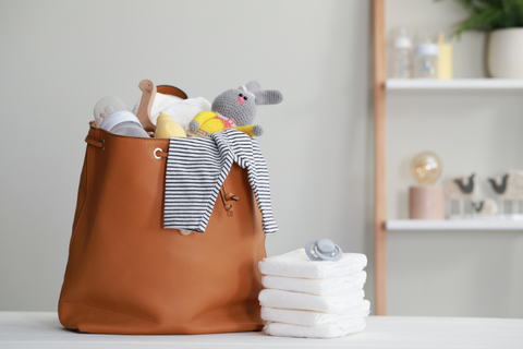7 Essential Items for Every Mom’s Purse