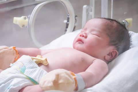 What Parents Need to Know About Preemies and Respiratory Issues