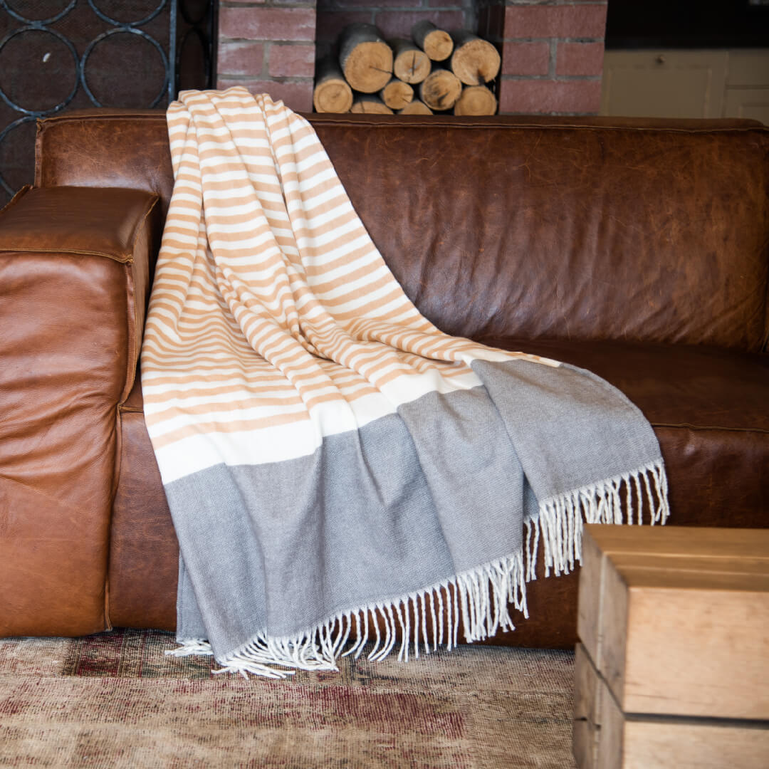 Maasai Blanket: Perfect as Shawl & Throw – africaboutik