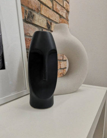 Abstract Black White Face Vase 02.jpg