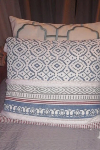 Amira Moroccan Pillows 04.jpg