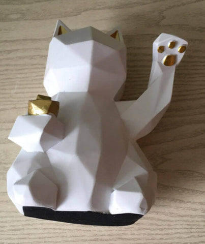 Area Geometric Lucky Cat 03.jpg