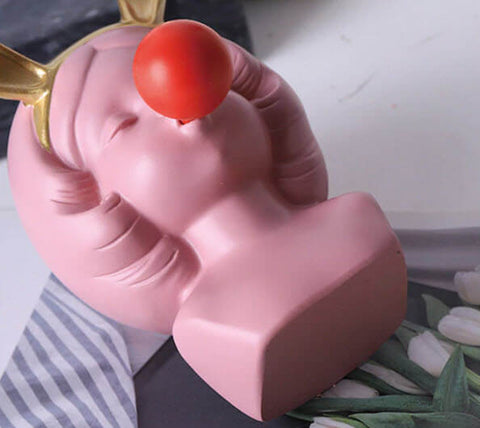 Bubblegum Girl Vase 01.jpg