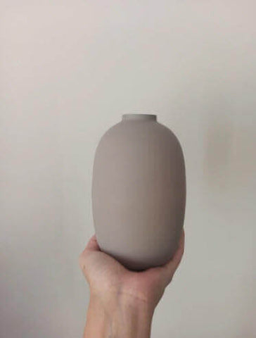 Idun Ceramic Vase 03.jpg