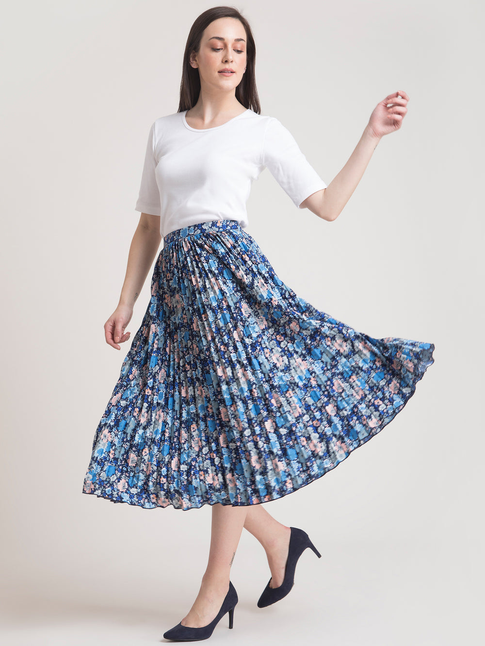Pleated Skirts For Women – Buy Ladies Pleated Skirts Online in India