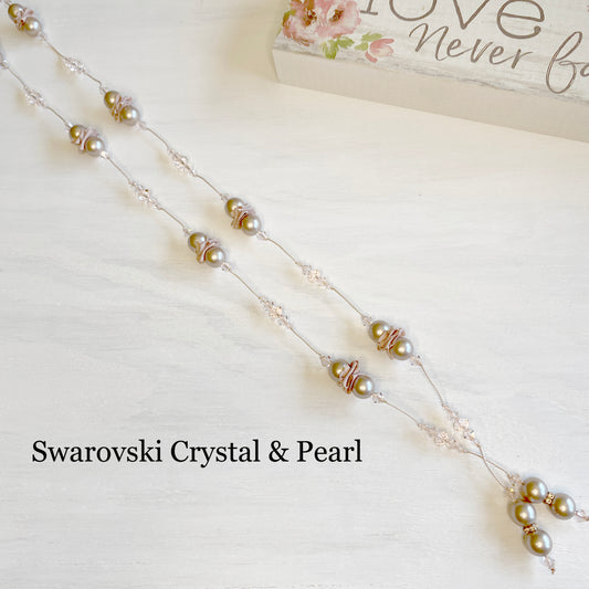 Handmade Flower Necklace Made of Freshwater Pearls/pearl Necklace