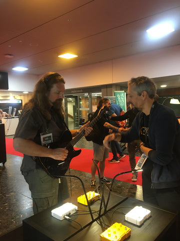 kristoffer gildenlow testing out our new fuzz pedal