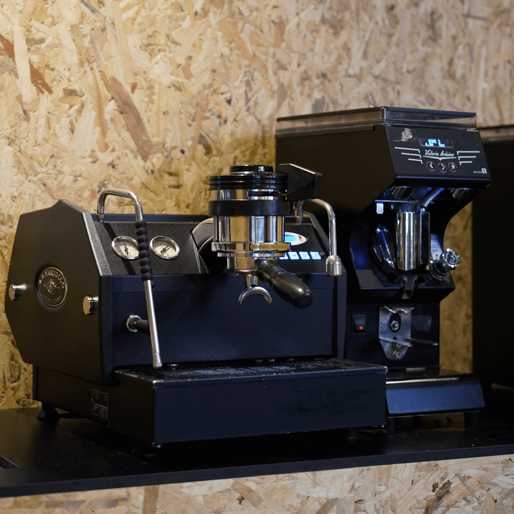 https://cdn.shopify.com/s/files/1/0486/6870/4920/files/Coffee_Brew_Guide_Machine_1_1024x1024.png?v=1629792319