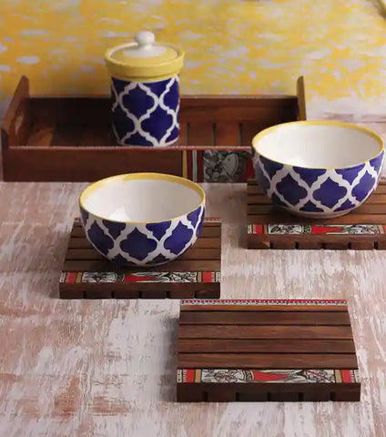 Hand Painted Sheesham Wood Tray with Four Trivets - Madhubani work