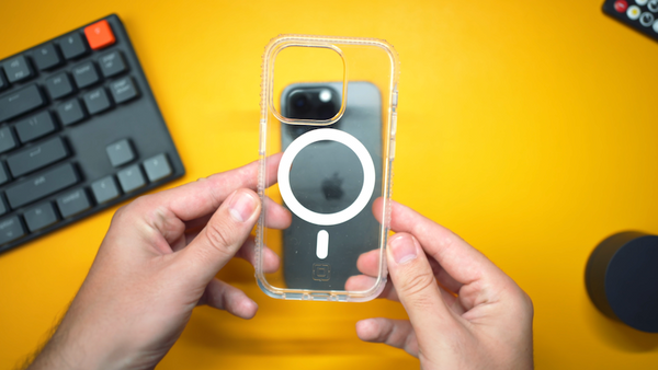 Schutzhülle Incipio Grip for MagSafe für iPhone 14 Pro, Transparent