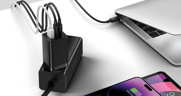 Ladegerät Baseus GaN5 Pro 2x USB-C, USB-A 65W, Schwarz