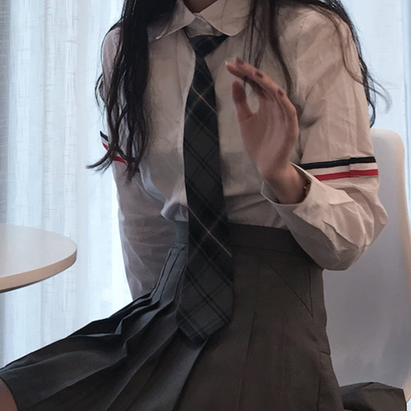 ダークグレーのブレザー４点セット Jk Jc 制服 Magnolia School