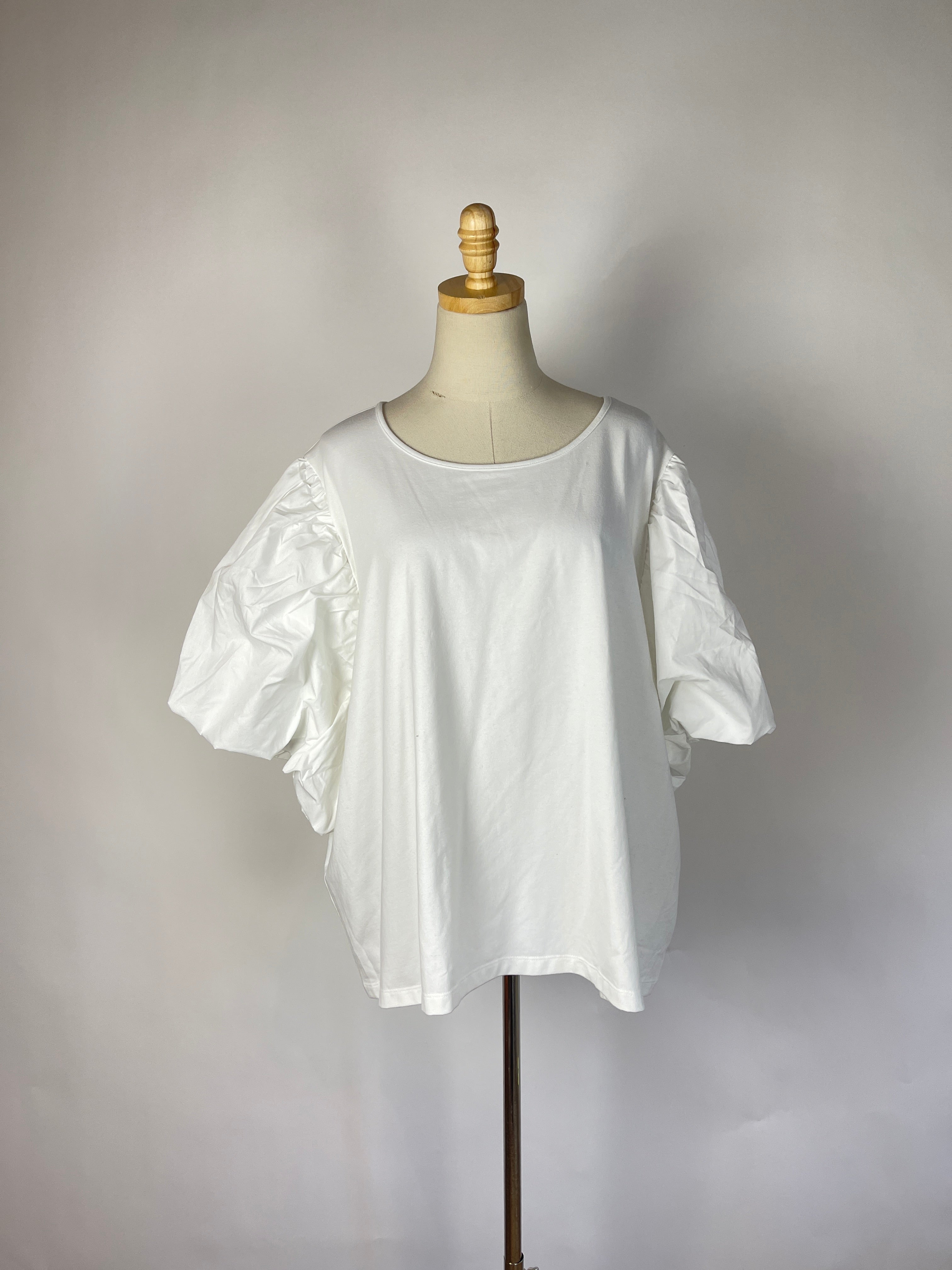 White Puff Sleeve Tee (4X)