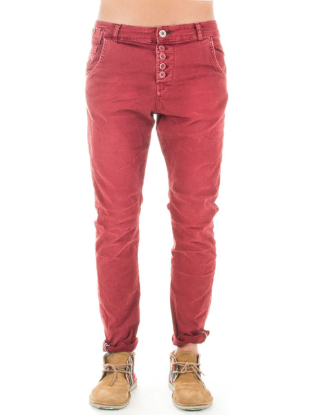 Pantalone, rosso, chino, uomo, cavallo, basso, brand, Reway Jeans, Rumjungle Italia, red, man, trousers, low, crotch, Reway, Rumjungle, Italia, Collection, Collezione, Autunno, Inverno, Fall, Winter, Man, Donna, Woman, 2014, 2015, Spring, Summer, outlet