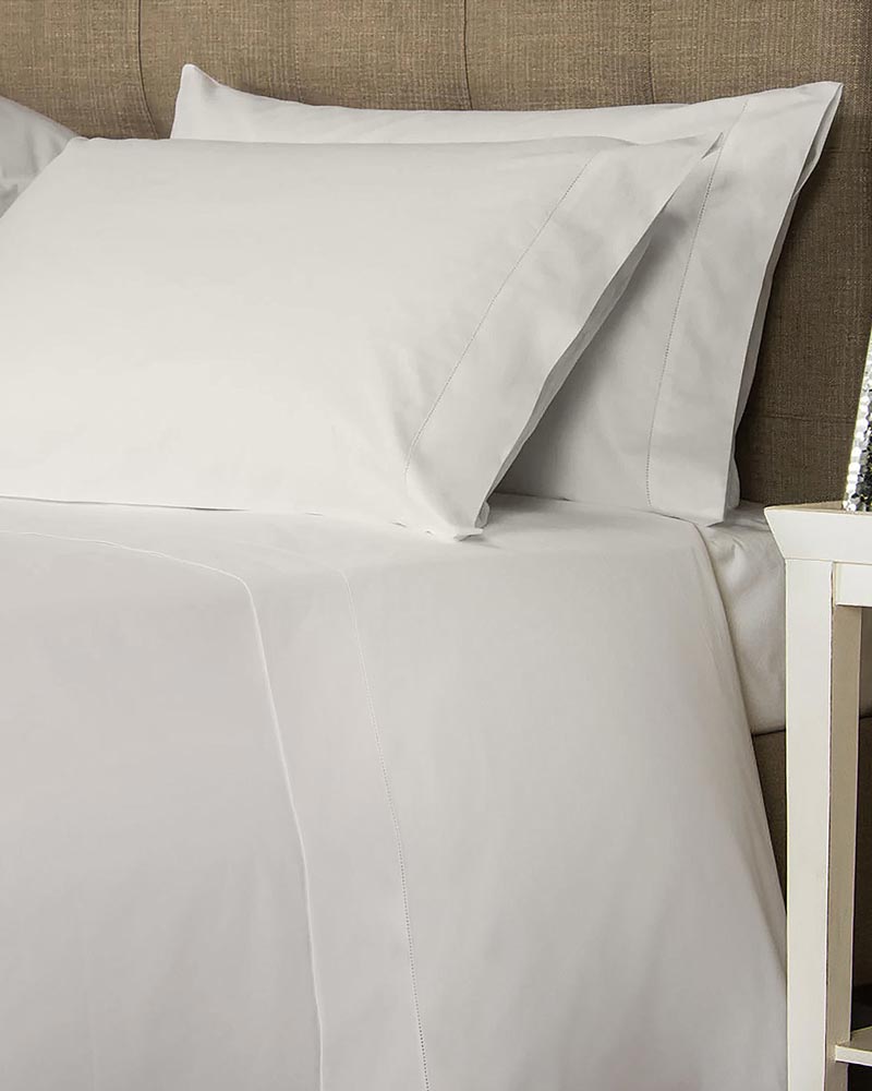 St. Pierre Lisboa White Bamboo bedding detail