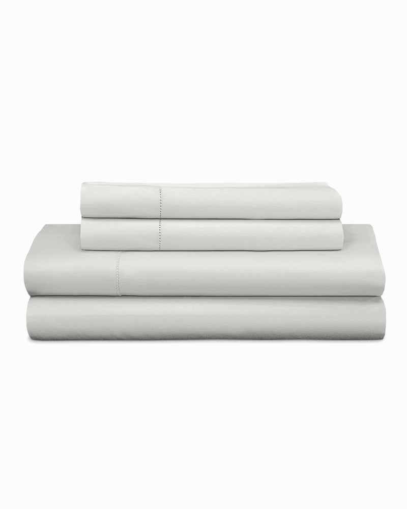 white sheet and pillowcase set