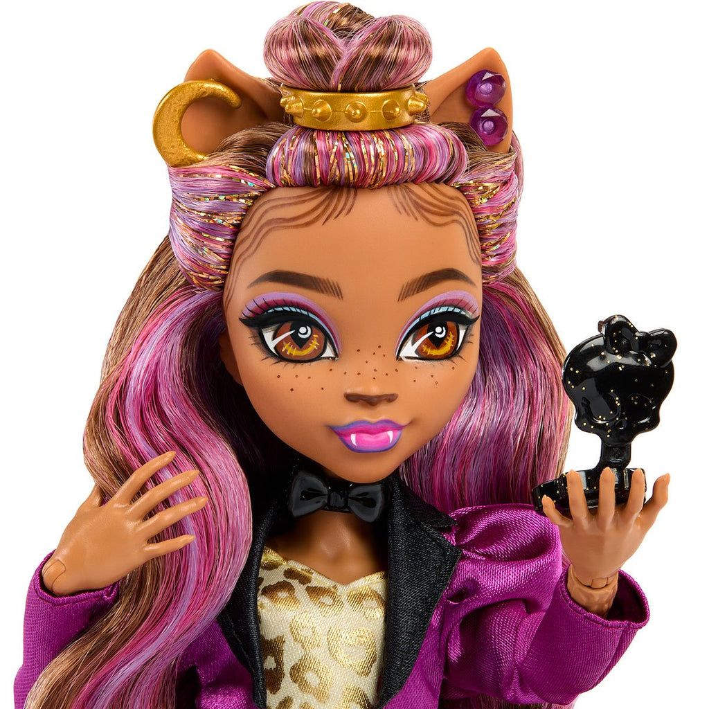 24 Facts About Clawdeen Wolf (Monster High) 