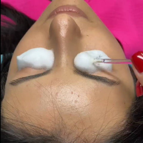 Best Way To Clean Eyelash Extensions