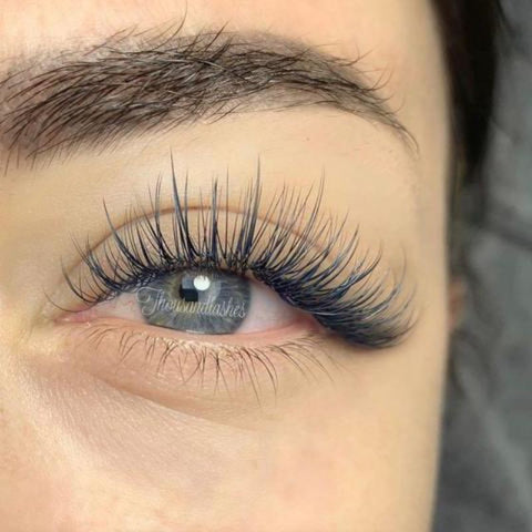 Classic Eyelashes Extensions