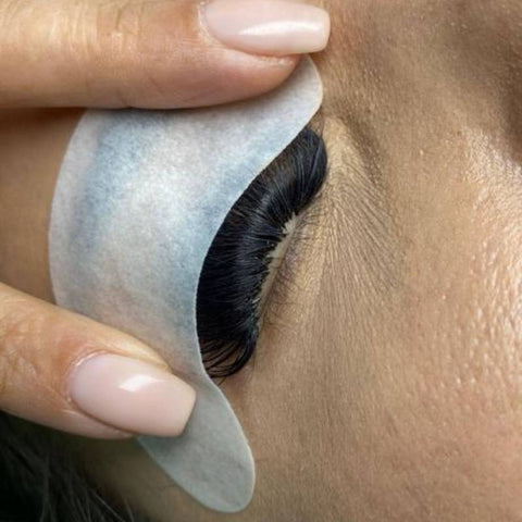 Eyelash Extension Taping Method For Easy Application