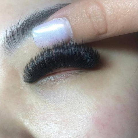 How would you describe this style? Is this doll eye? : r/eyelashextensions