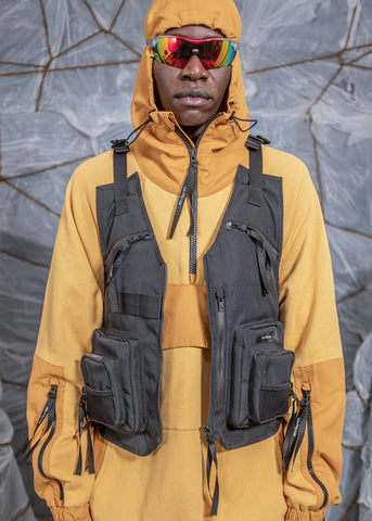 Tobias Birk Nielsen 'B21 Technical Travellers Backpack Vest' – Black