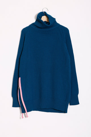 LC23 'Turtleneck Zip Sweater' – Blue