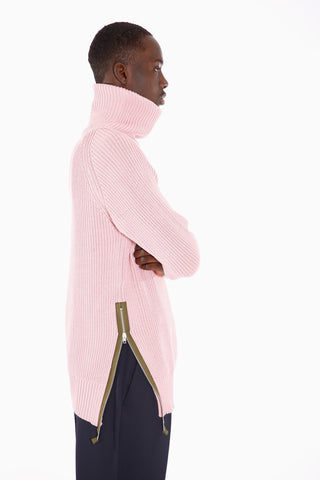 LC23 'Turtleneck Zip Sweater' – Pink