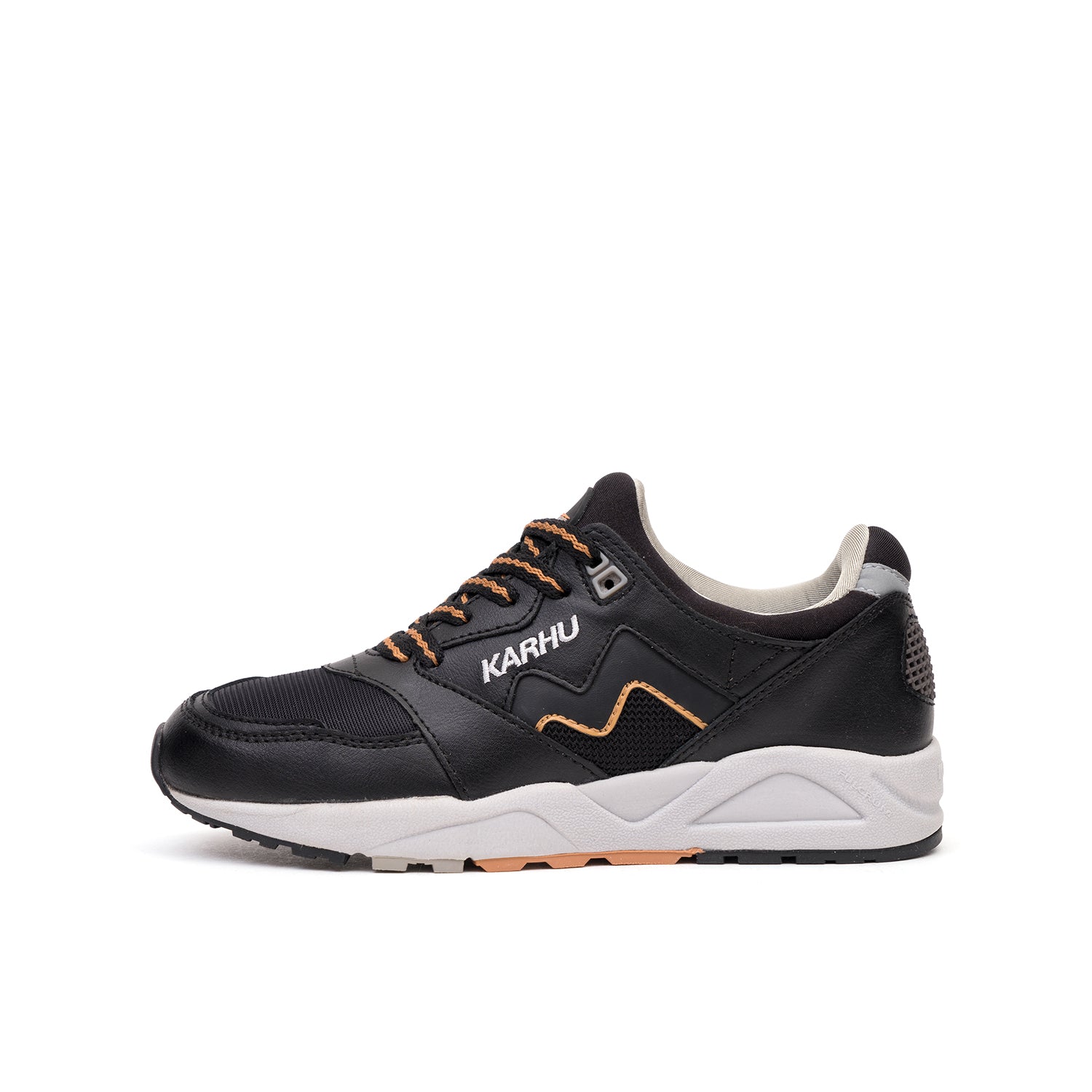 Karhu 'Aria' Black/Indian Tan– Concrete