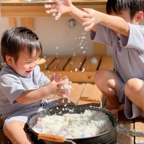 Instant magic snow and waterbeads for kids