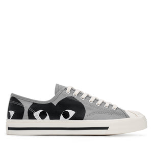 comme des garcons converse in store