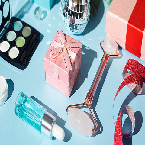 Fashion and Beauty Gifts for Your Girlfriend