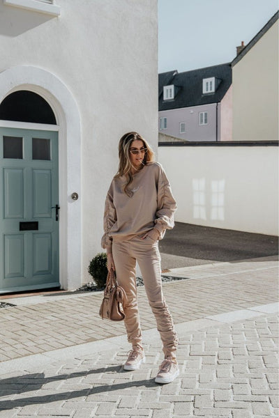 JENERIQUE MOOD OVERSIZED LOUNGEWEAR CO ORD SET