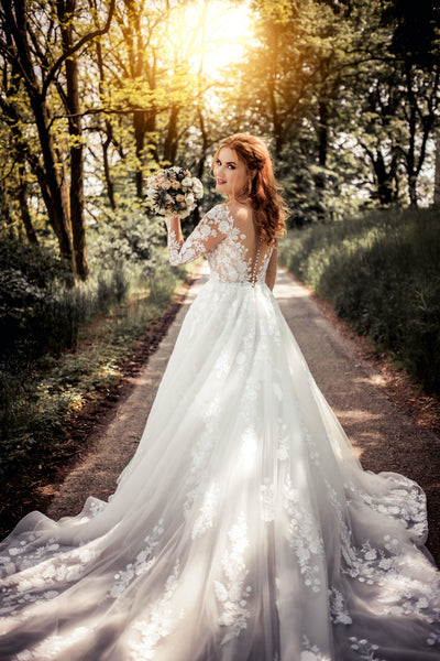 How to Choose the Perfect Wedding Dress