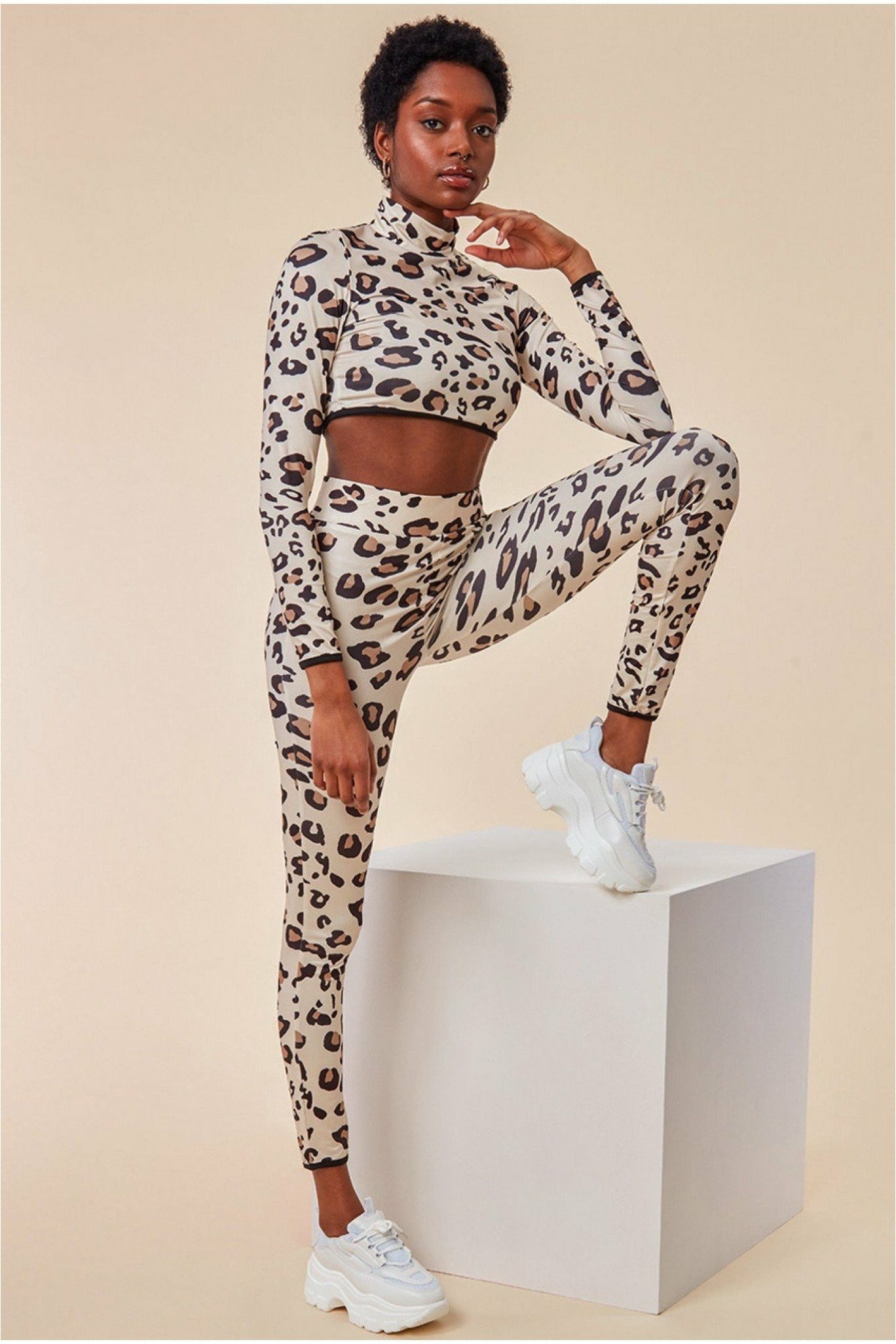 Cosmochic Leopard Print Crop Top&legging Lounge Set - Brown