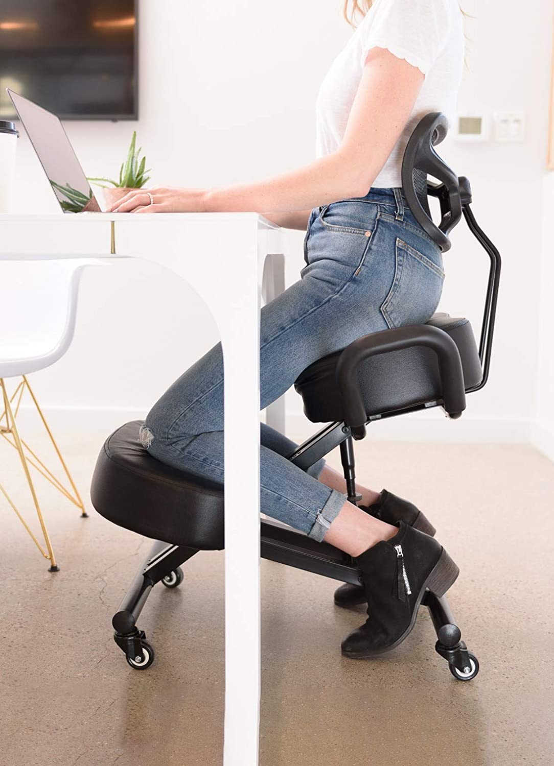 SilverCrate™ Ergonomic Kneeling Chair – SilverCrate Plus