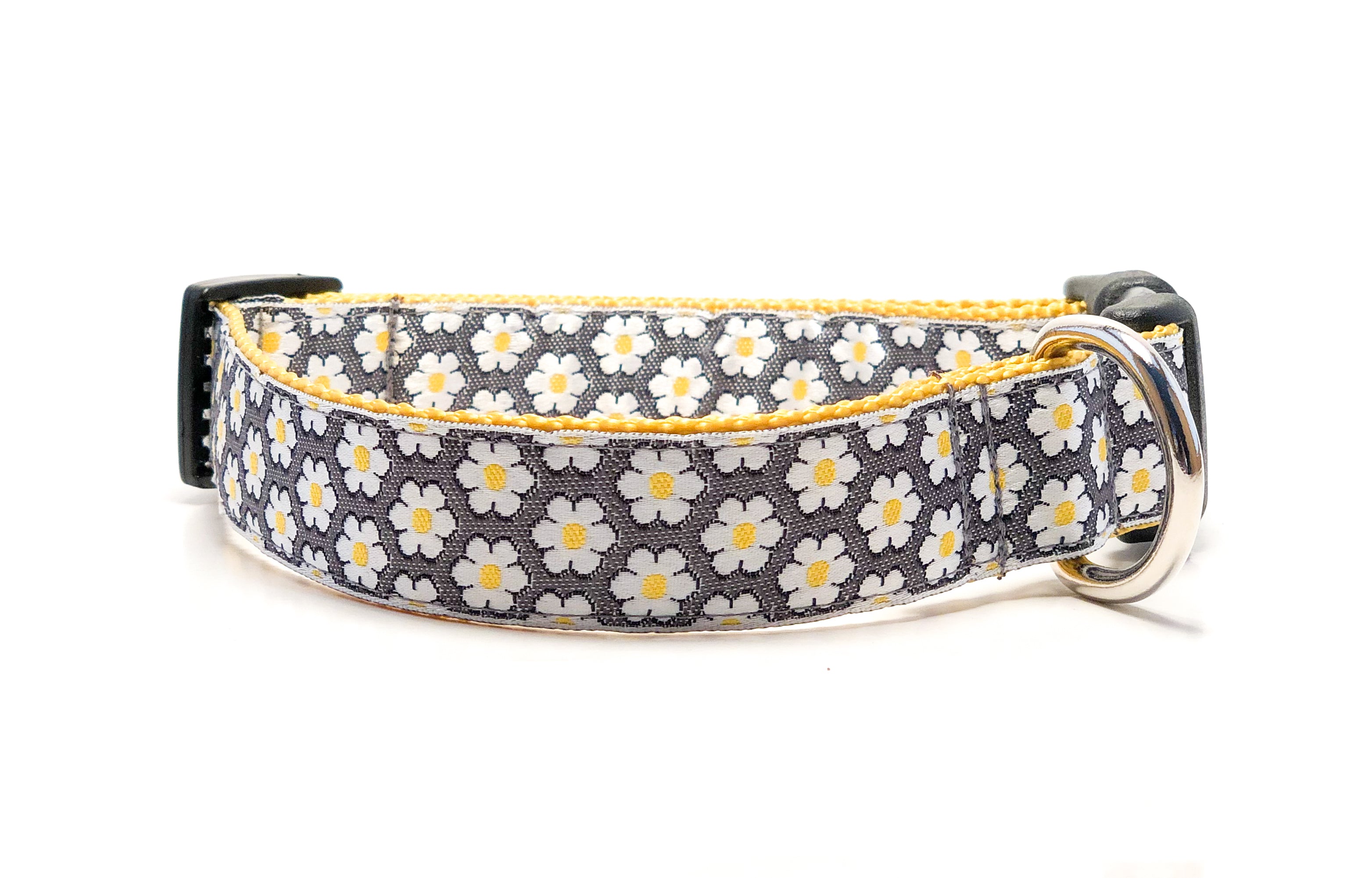 daisy puppy collar