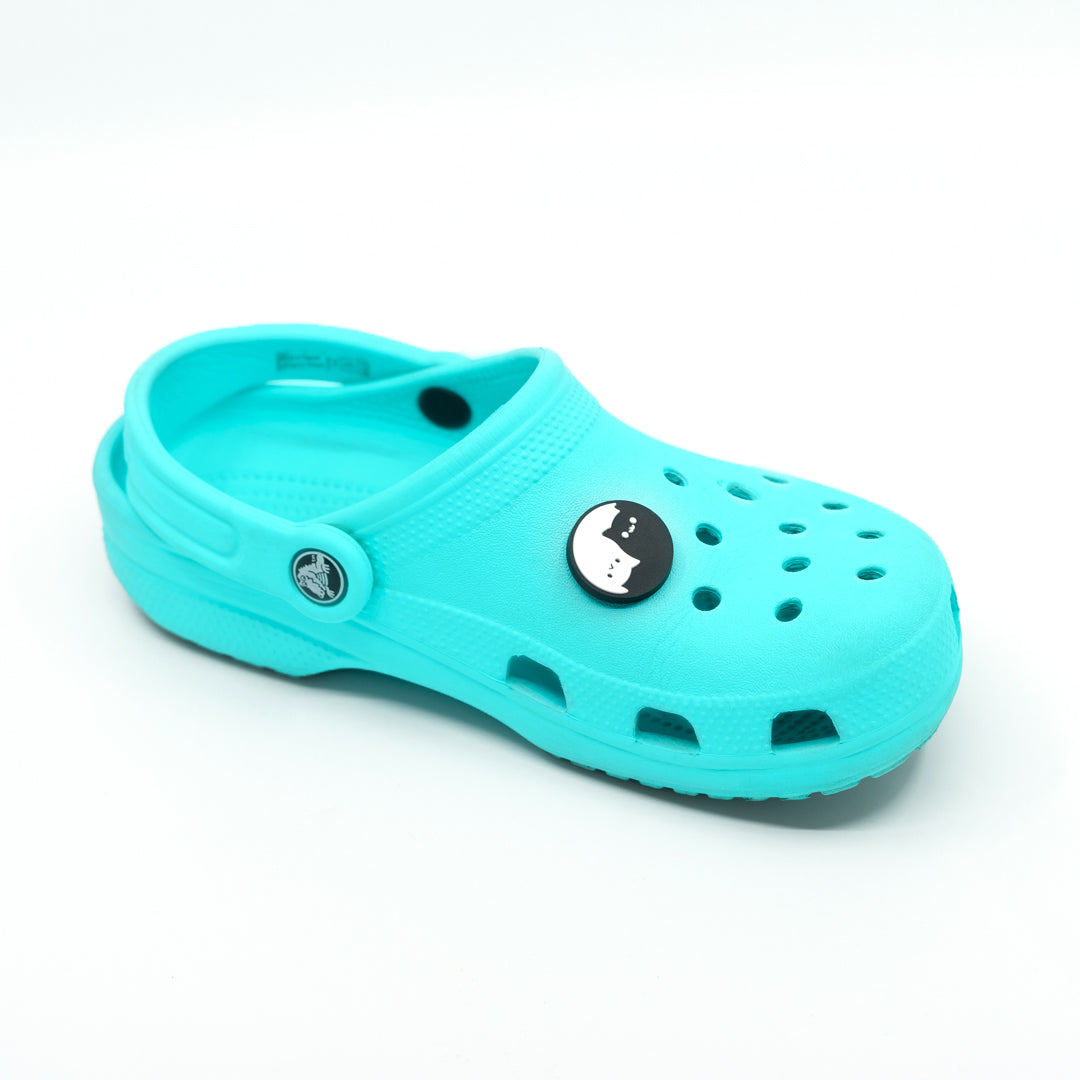 putting croc charms on kawaii｜TikTok Search