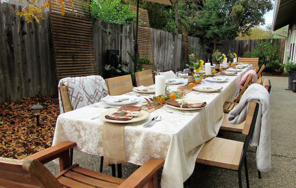 Host a Memorable Outdoor Thanksgiving – Outdoor Space Designs