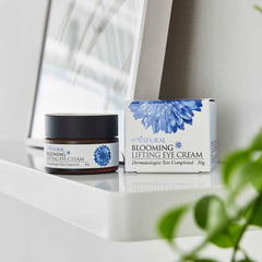 Anti-aging oogcontourbehandeling, voedend en regenererend met korenbloem, verkrijgbaar in de MY-KARE eShop