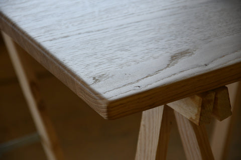 Brut de Table finish (professional ultra-matte varnish)