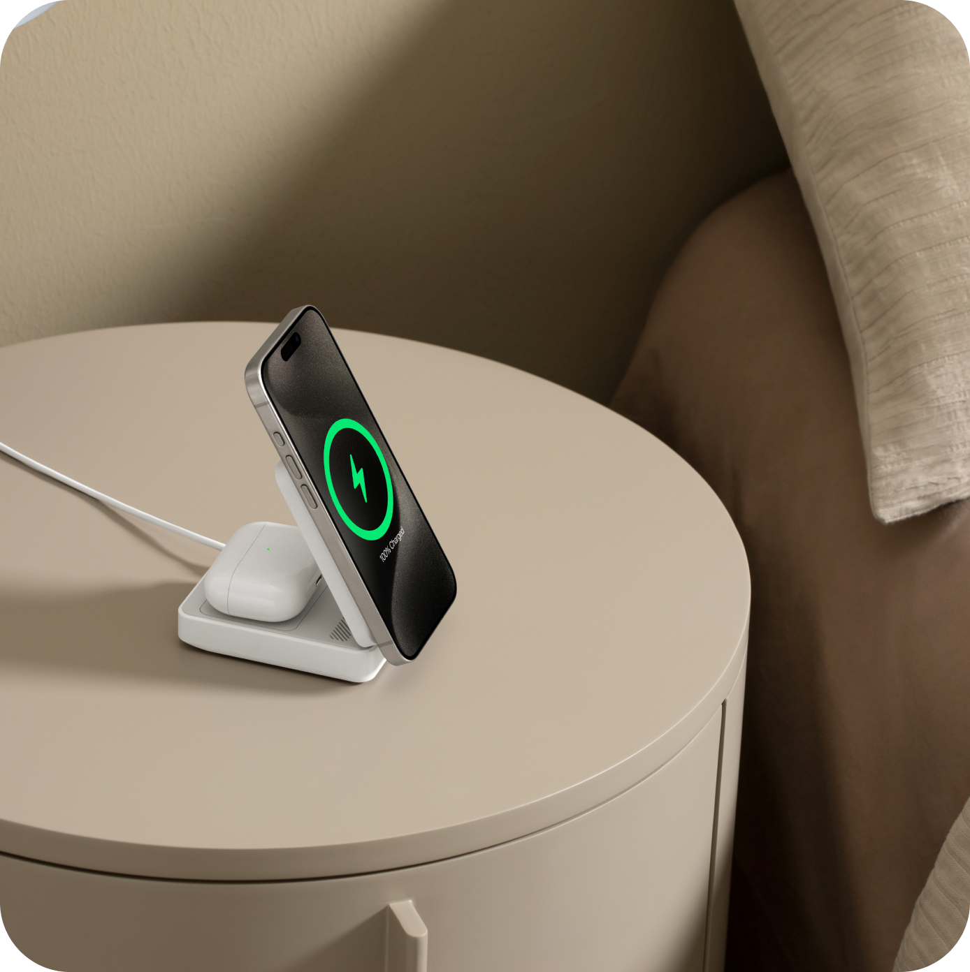Anker MagGo Wireless Charging Station (Foldable 3-in-1) - Anker US