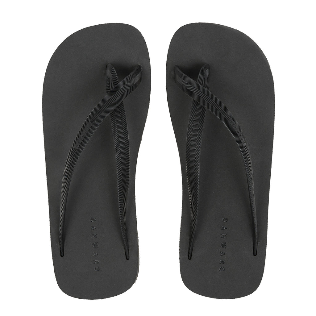 cross toe flip flops