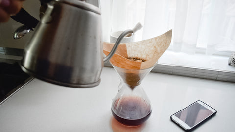 Chemex brewing with kettle