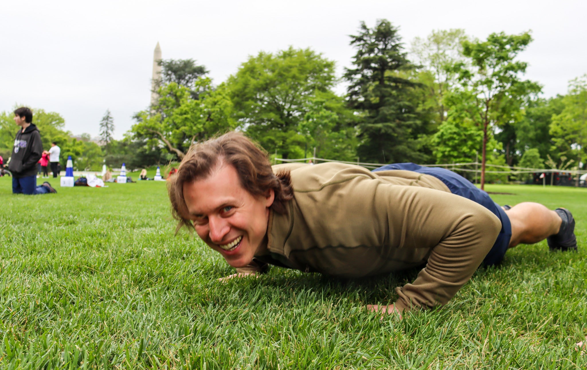 Michael Haft Compass Coffee works out with military families on the White House South Lawn