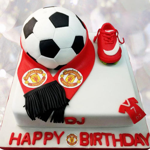 Buy Cristiano Ronaldo CR7 Juventus Cake Topper Edible Image Personalized  Birthday 1/4 Sheet Custom Sheet Party Birthday Sugar Frosting Transfer  Fondant Image ~ Best Quality Edible Image for cake Online at desertcartINDIA